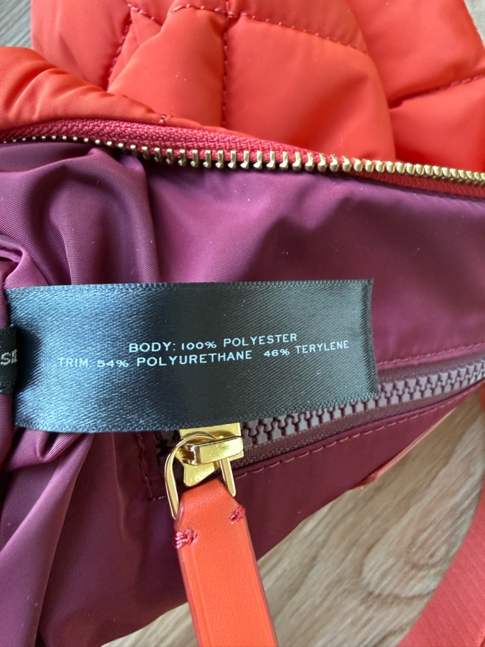 Marc Jacobs Quilted Nylon Shoulder Bag – Sunset Red | Gold Hardware | NWT - Picture 6 of 13